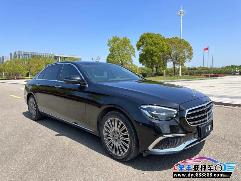 23年奔驰E轿车抵押车出售