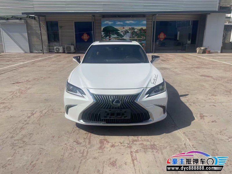 19年雷克萨斯ES轿车抵押车出售