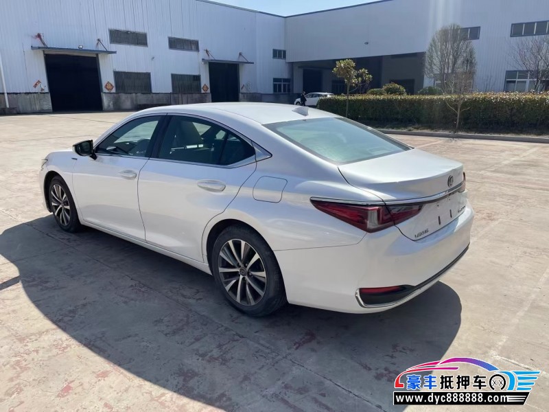 19年雷克萨斯ES轿车抵押车出售
