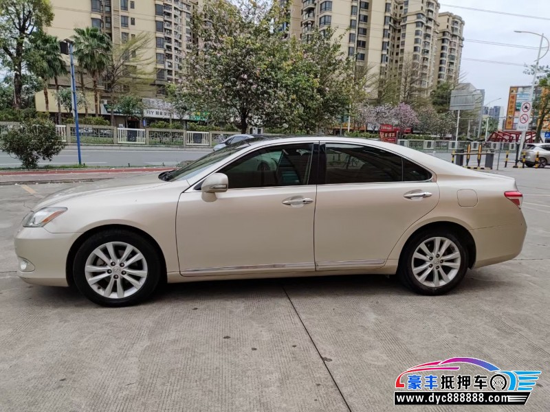 19年雷克萨斯ES轿车抵押车出售