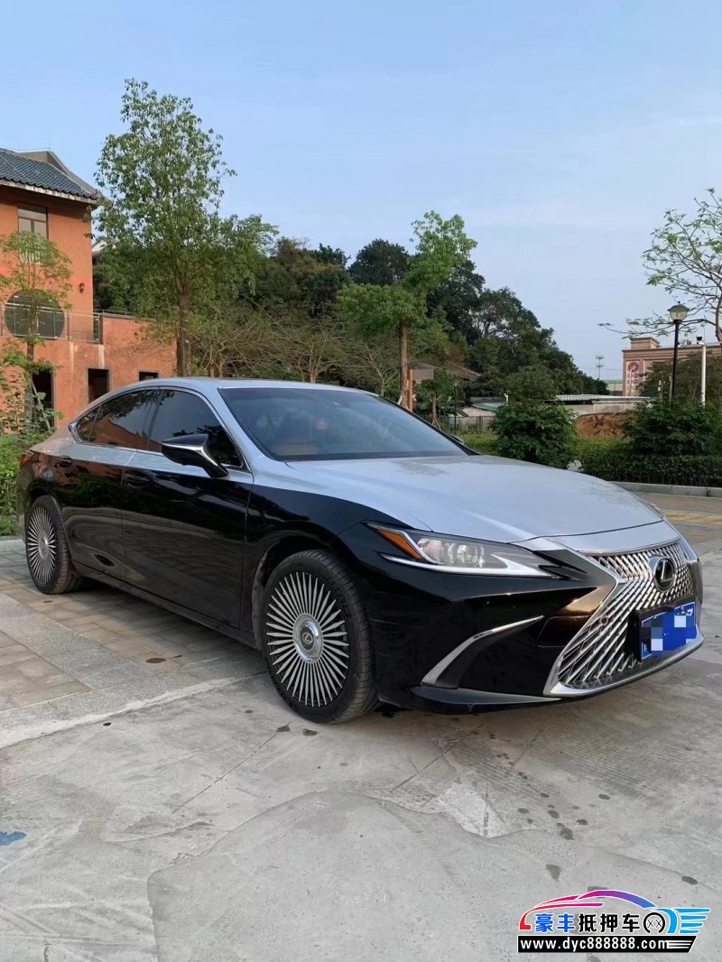 22年雷克萨斯ES轿车抵押车出售