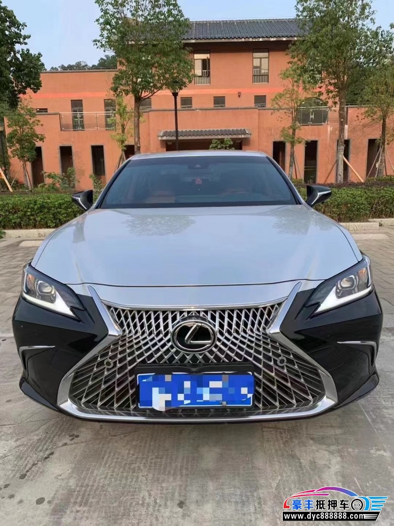 22年雷克萨斯ES轿车抵押车出售