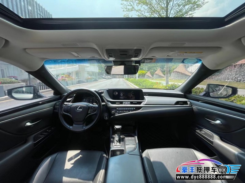 20年雷克萨斯ES轿车抵押车出售