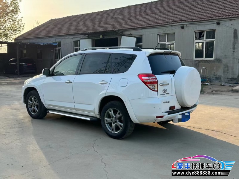 13年丰田RAV4轿车抵押车出售