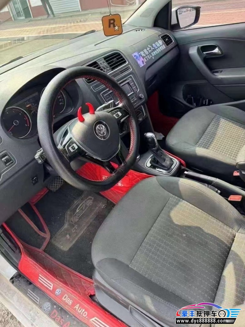 17年大众polo轿车抵押车出售