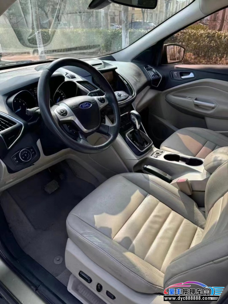 13年福特翼虎轿车抵押车出售