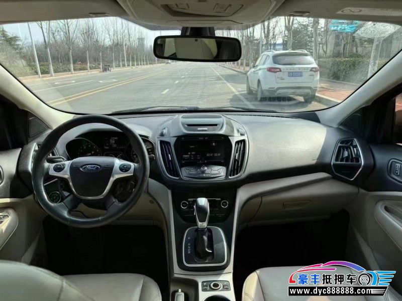 13年福特翼虎轿车抵押车出售