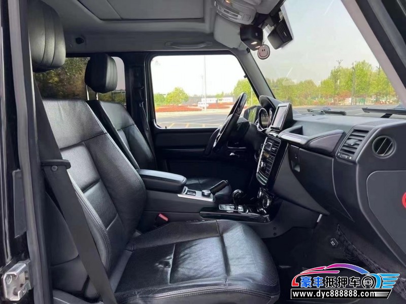 14年奔驰G轿车抵押车出售