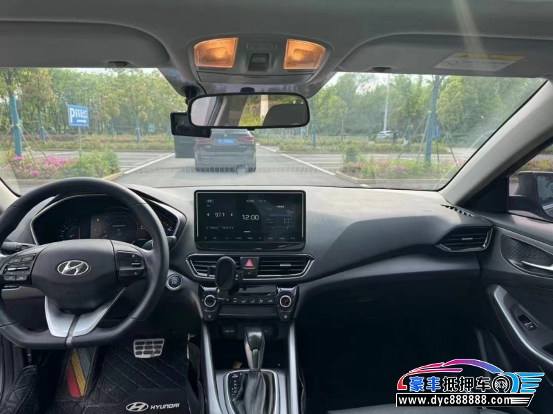 21年现代菲斯塔轿车抵押车出售