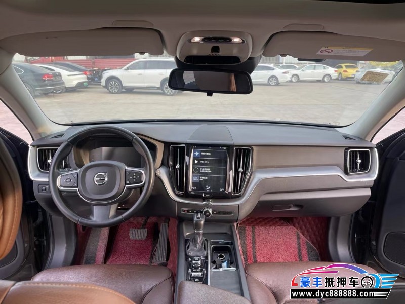 19年沃尔沃XC60SUV抵押车出售