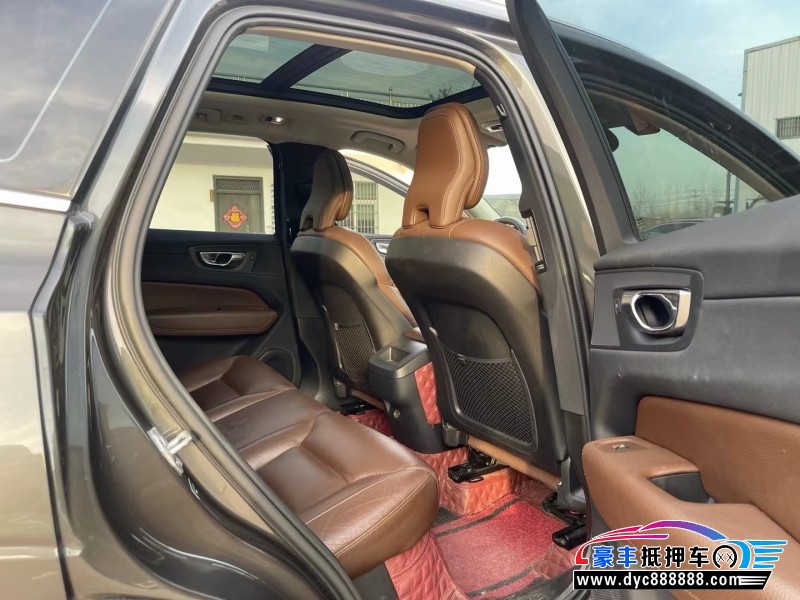 19年沃尔沃XC60SUV抵押车出售