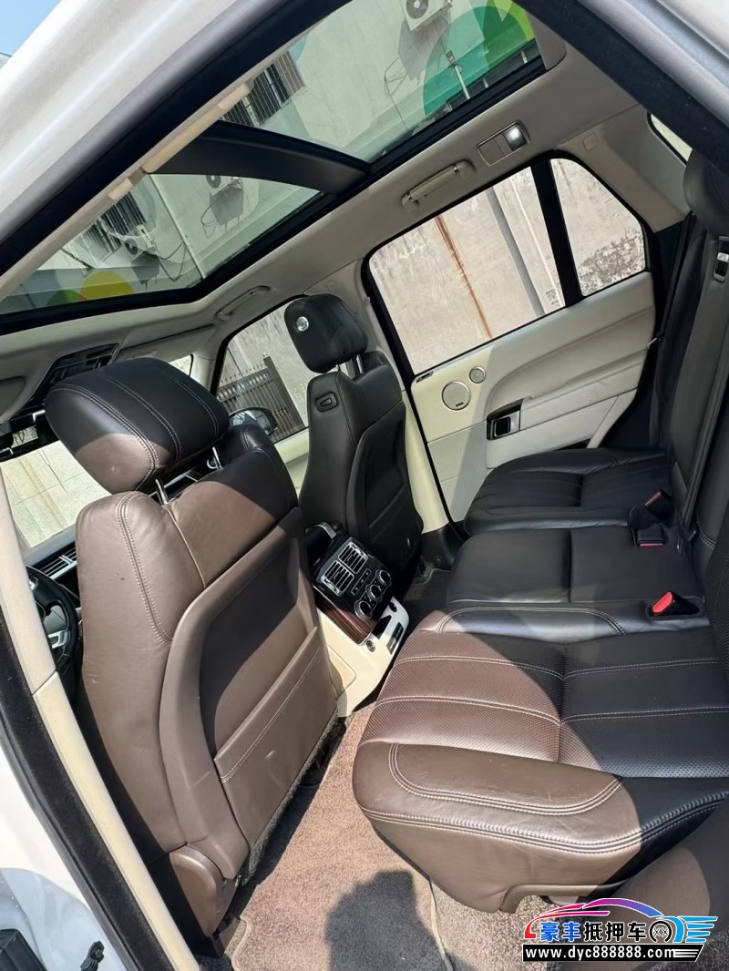 15年路虎揽胜行政轿车抵押车出售