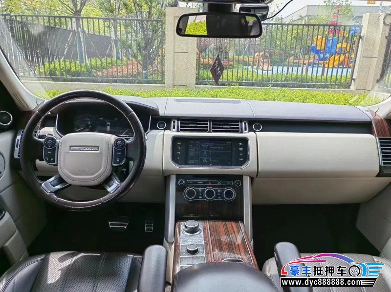 15年路虎揽胜行政轿车抵押车出售