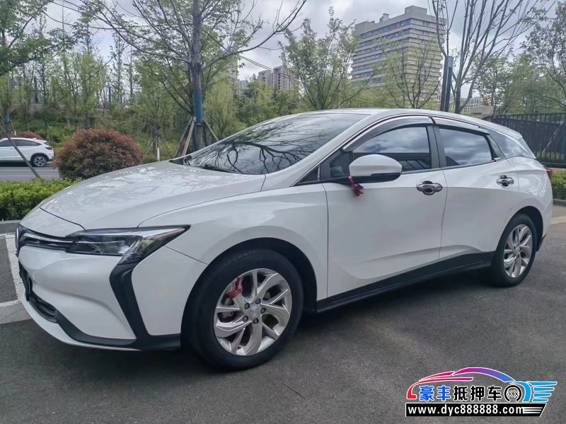 23年别克微蓝轿车抵押车出售