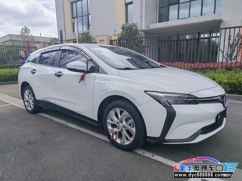 23年别克微蓝轿车抵押车出售