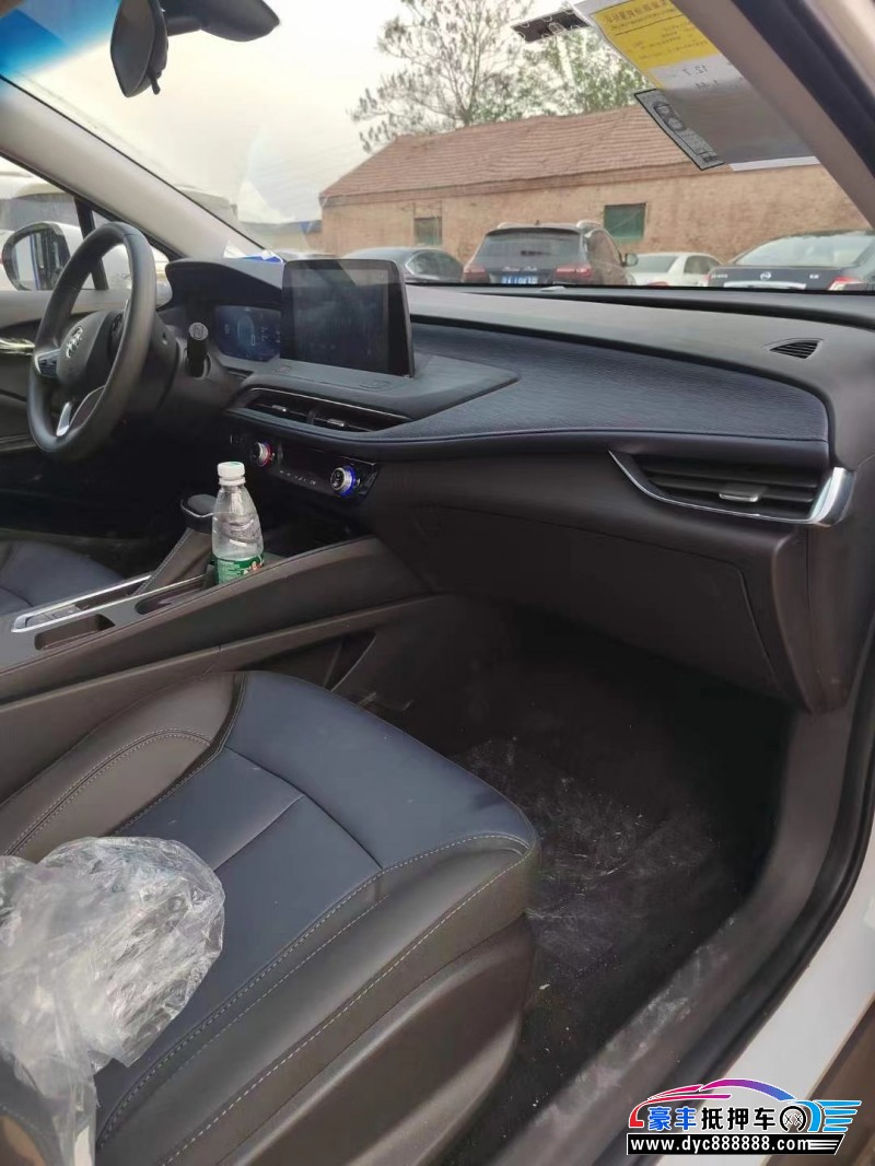 24年别克微蓝轿车抵押车出售