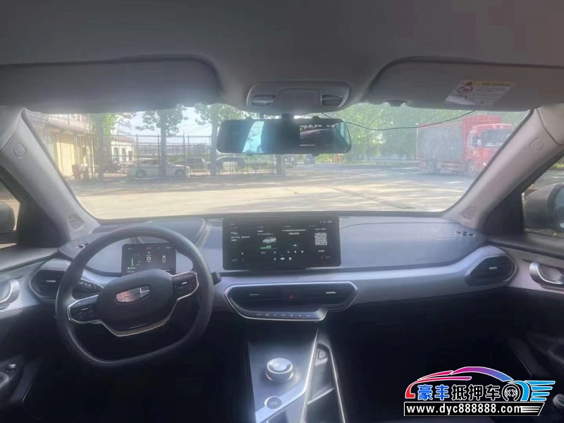 24年吉利几何轿车抵押车出售