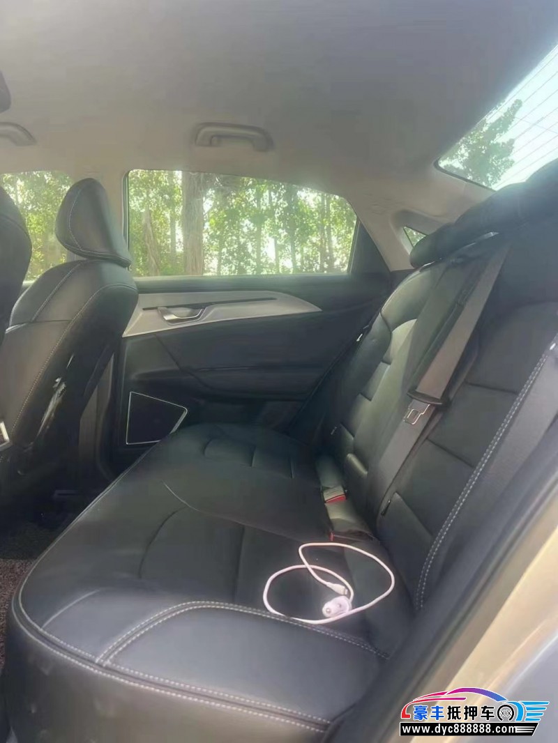 24年吉利几何轿车抵押车出售