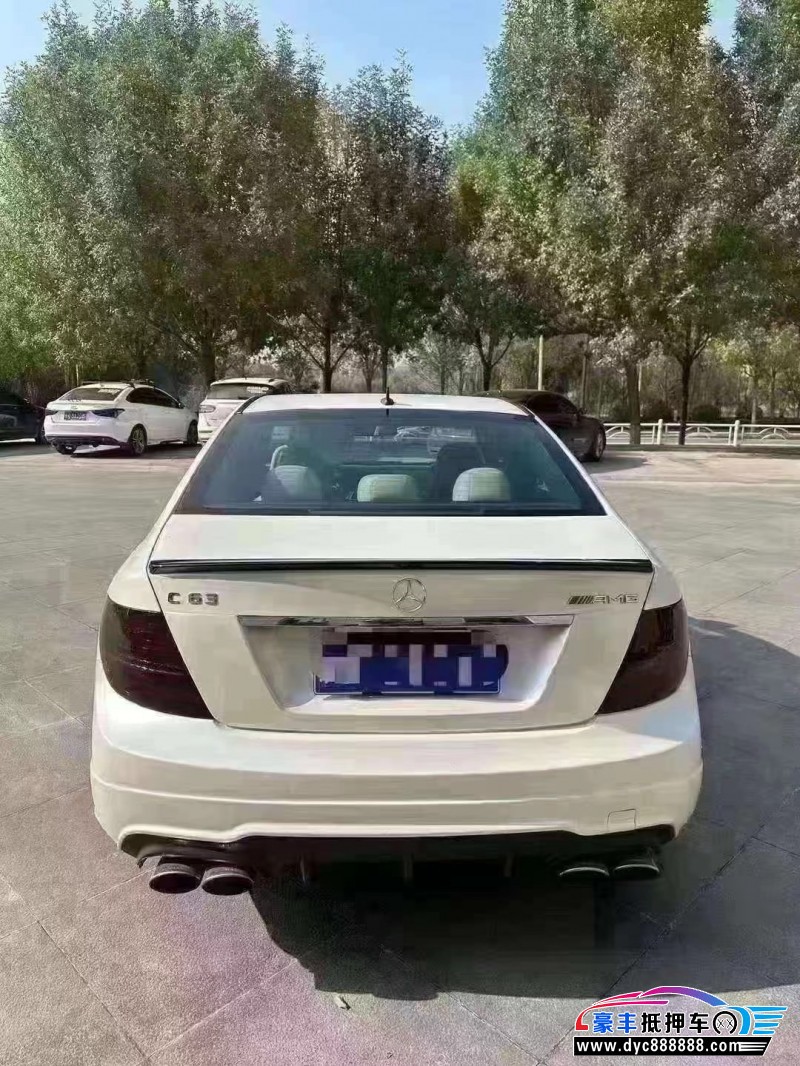 15年奔驰C轿车抵押车出售