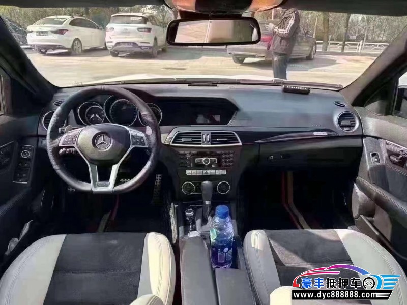 15年奔驰C轿车抵押车出售