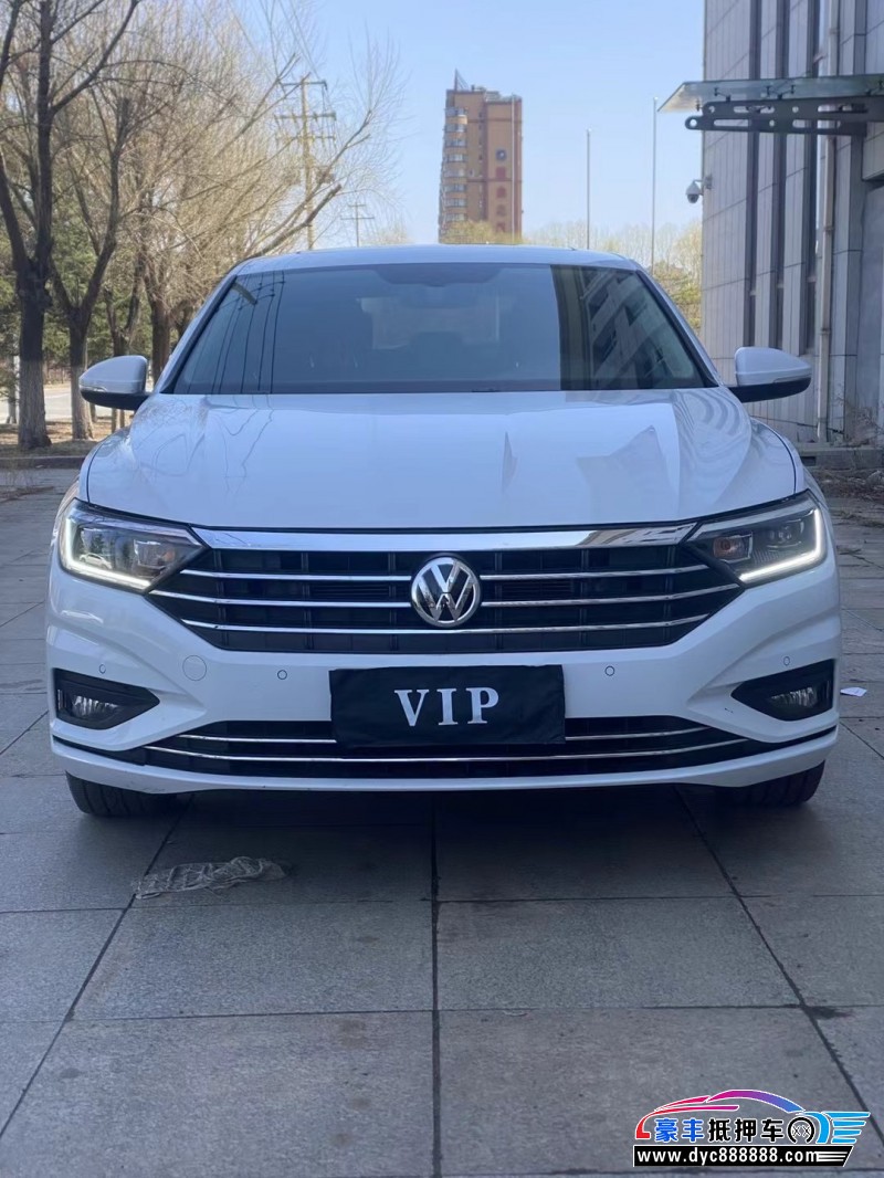 21年大众迈腾轿车抵押车出售