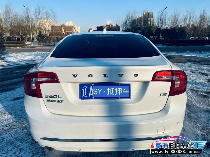 19年沃尔沃S60轿车抵押车出售