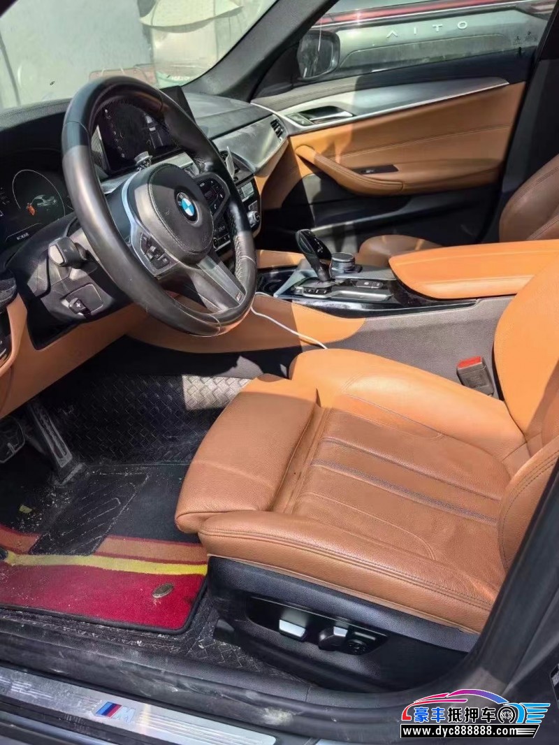 19年宝马5系轿车抵押车出售