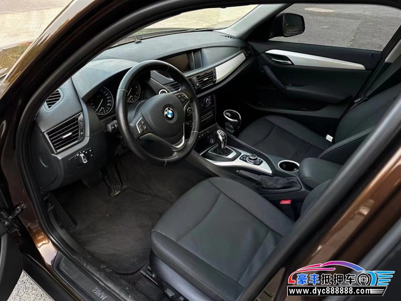 15年宝马X1轿车抵押车出售