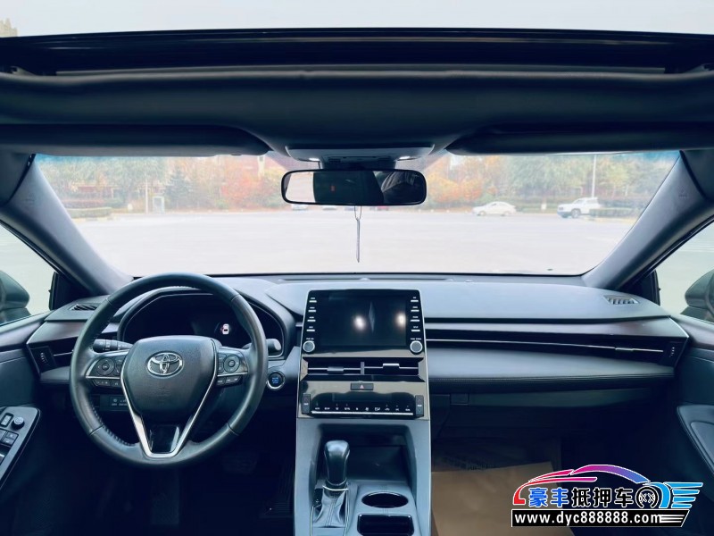 20年丰田亚洲龙轿车抵押车出售