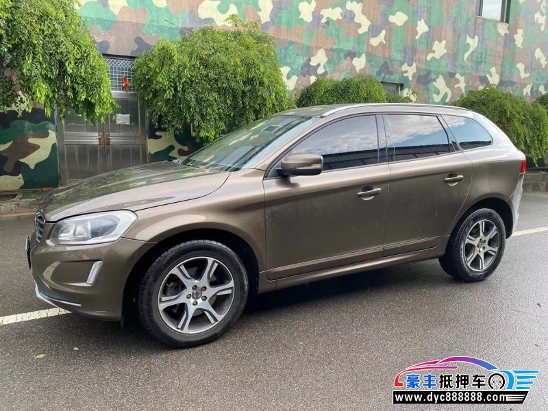 15年沃尔沃XC60轿车抵押车出售
