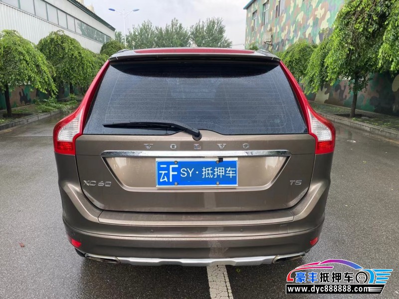 15年沃尔沃XC60轿车抵押车出售