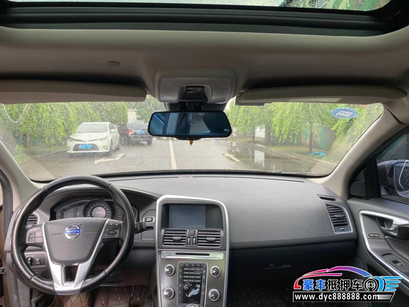 15年沃尔沃XC60轿车抵押车出售