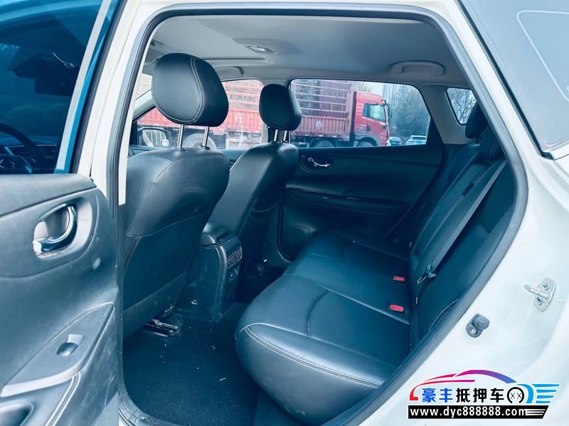 22年日产骐达轿车抵押车出售