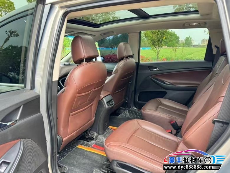 17年别克别克GL6轿车抵押车出售