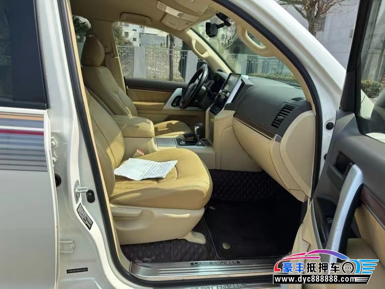 18年丰田FJ 酷路泽轿车抵押车出售