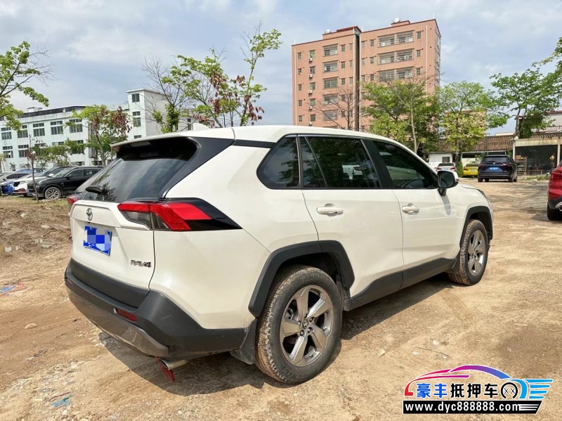 20年丰田RAV4轿车抵押车出售