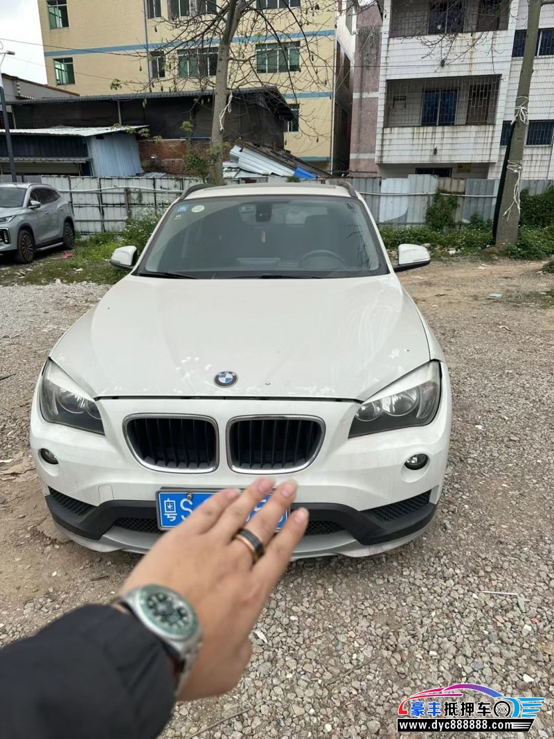 15年宝马X1轿车抵押车出售