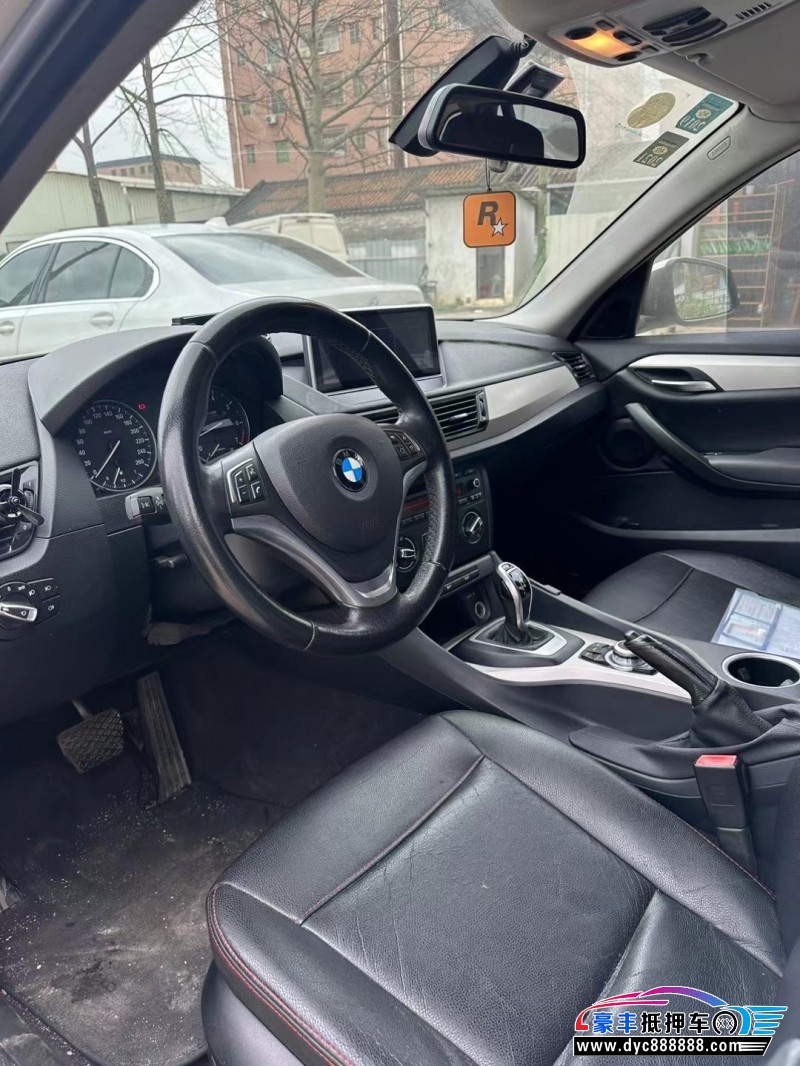 15年宝马X1轿车抵押车出售