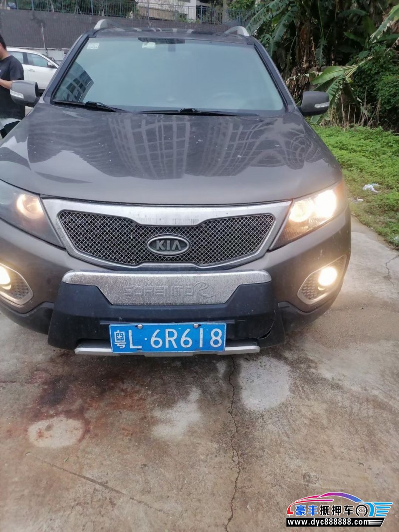 12年起亚索兰托轿车抵押车出售