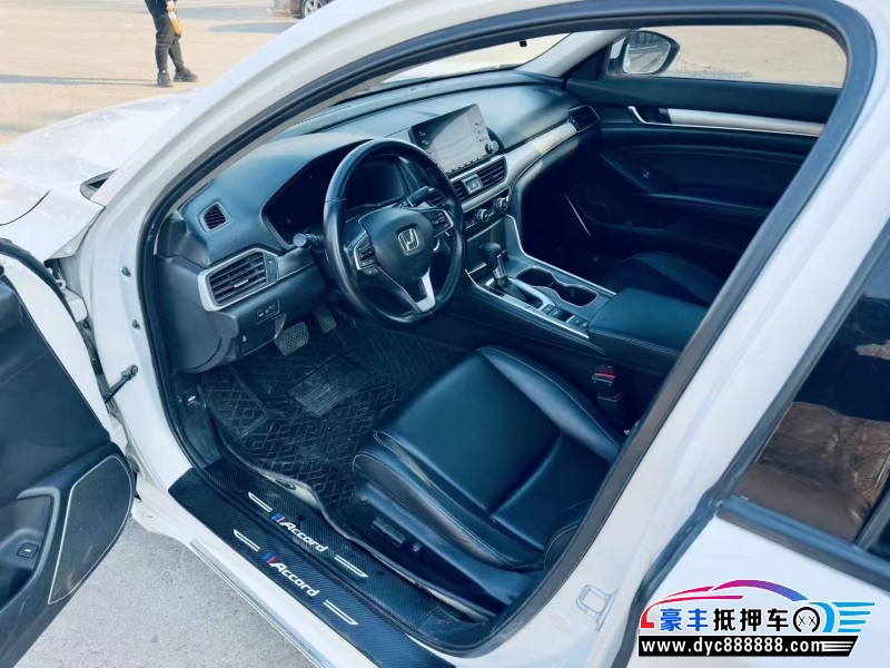 19年本田雅阁轿车抵押车出售