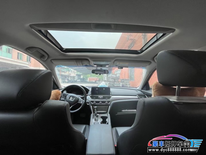 22年本田雅阁轿车抵押车出售