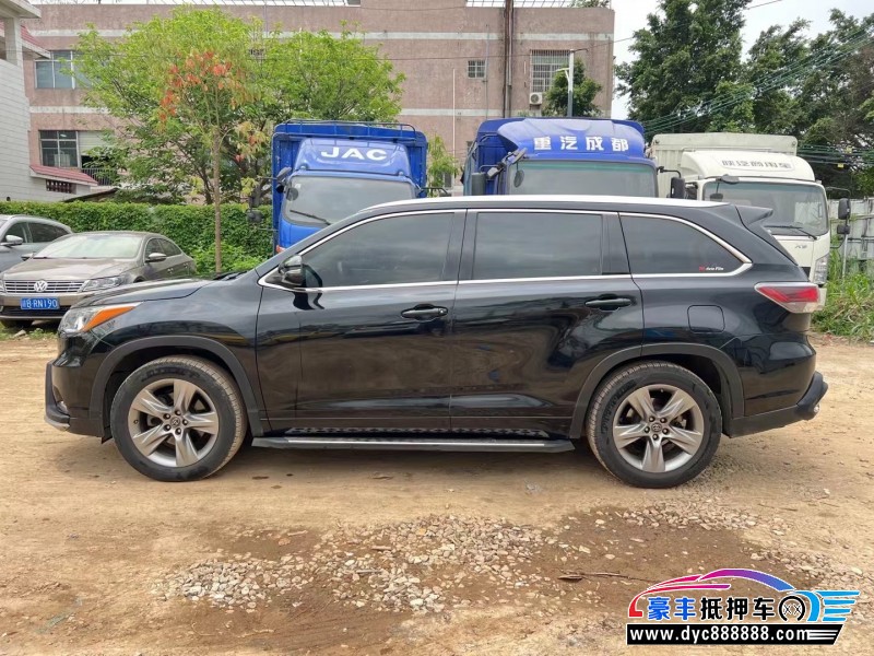 16年丰田汉兰达轿车抵押车出售