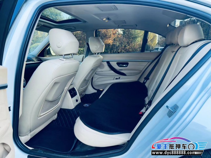 13年宝马3系轿车抵押车出售