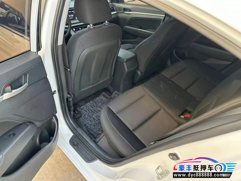 19年现代领动轿车抵押车出售