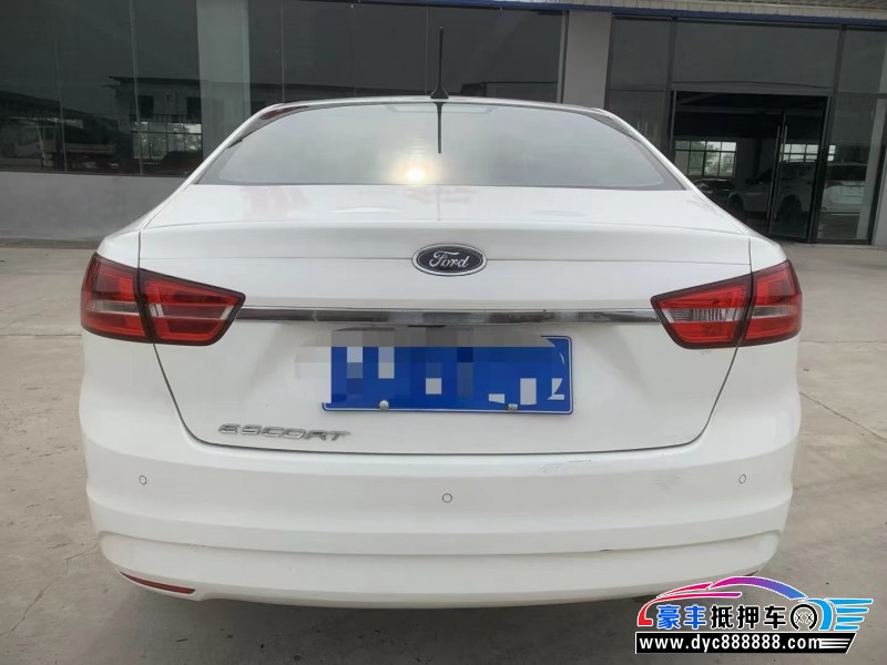 18年福特福睿斯轿车抵押车出售