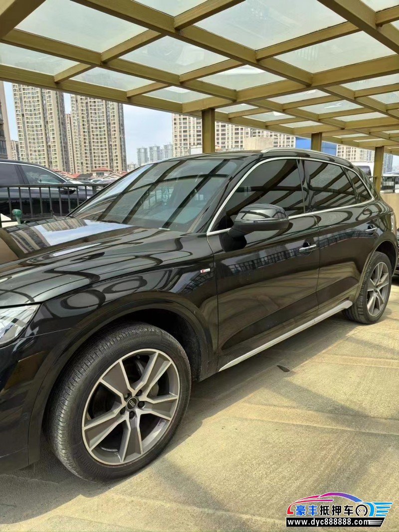 21年奥迪Q5轿车抵押车出售