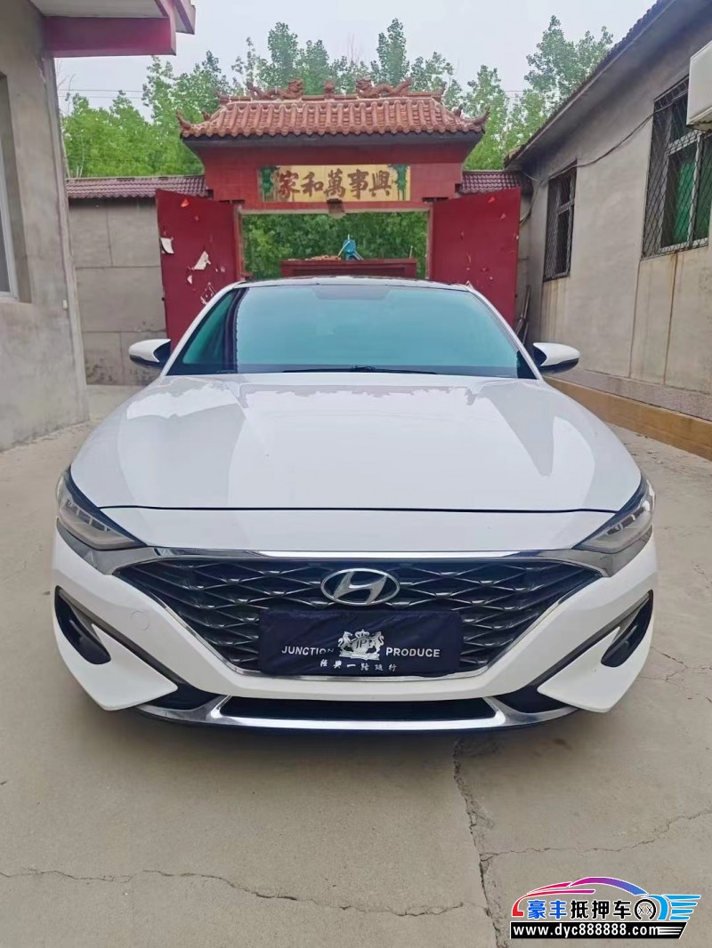 20年现代菲斯塔轿车抵押车出售