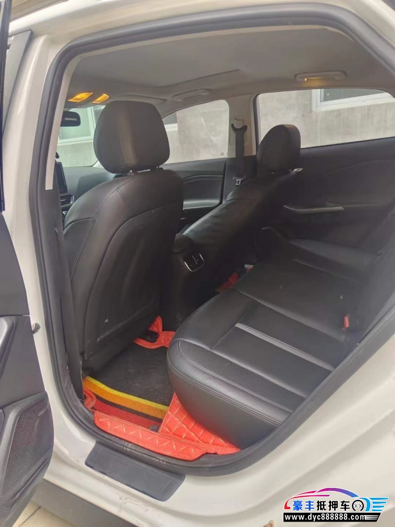 20年现代菲斯塔轿车抵押车出售