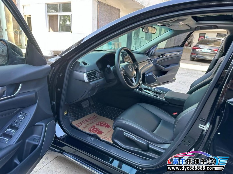 21年本田雅阁轿车抵押车出售