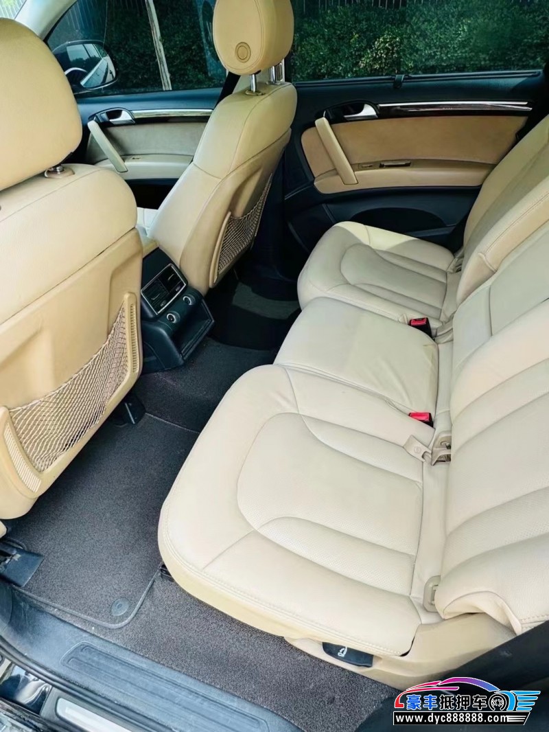 11年奥迪Q7轿车抵押车出售